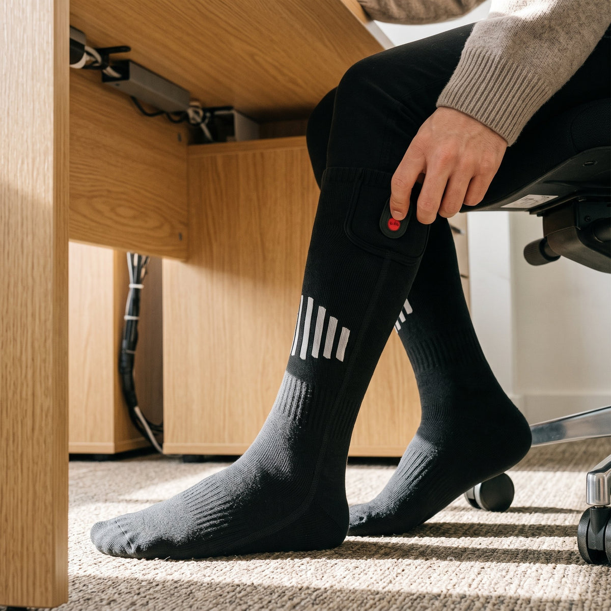 Beheizbare Baumwollsocken mit Batteriefach am oberen Rand
