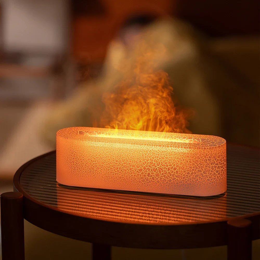 Luftbefeuchter mit Flammeneffekt auf einem Holzsideboard im Wohnzimmer