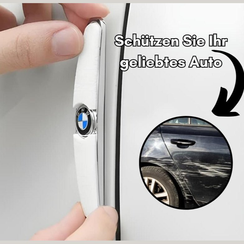 Selbstklebender Kantenschutz aus Kunststoff an der Autotür