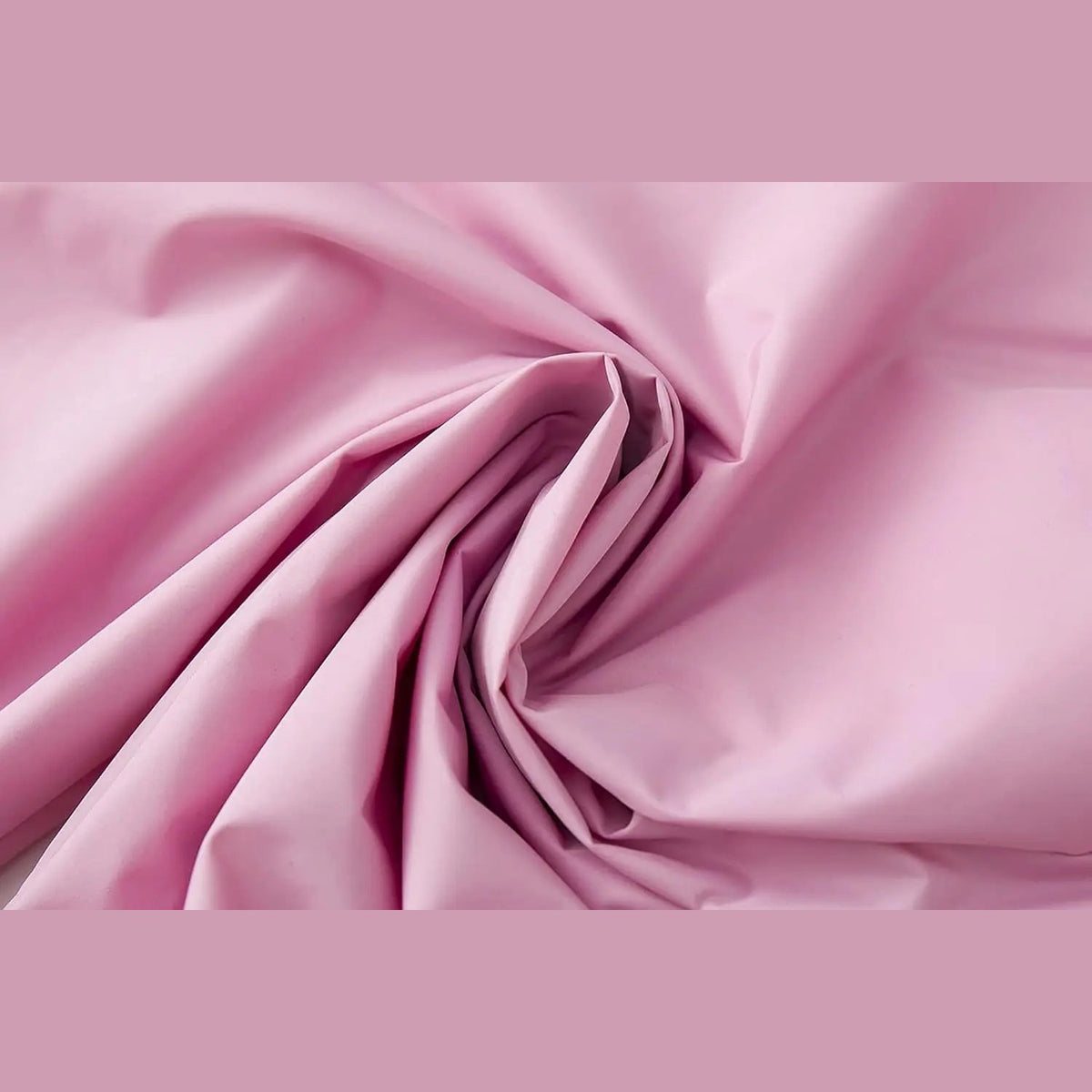 Kinder-Regenanzug mit Kapuzenjacke und Hose in Blau mit Dinosaurier-Motiv und in Rosa mit Einhorn-Motiv