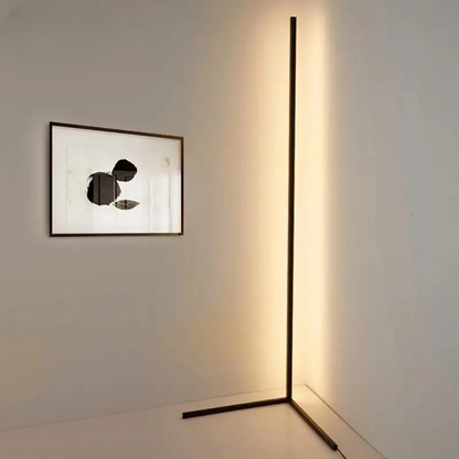 Lampadaire d'angle LED avec contrôle par application et changement de couleur