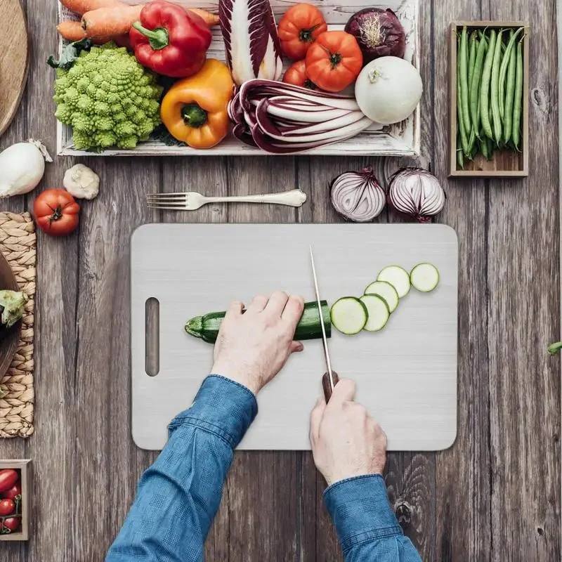 Planche à Découper en Titane Premium Anti-Bactérien